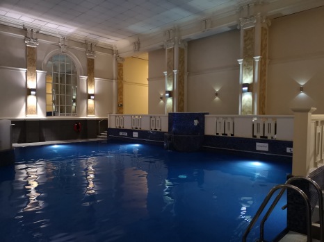 Spa pool at Le Meridien hotel, Piccadilly